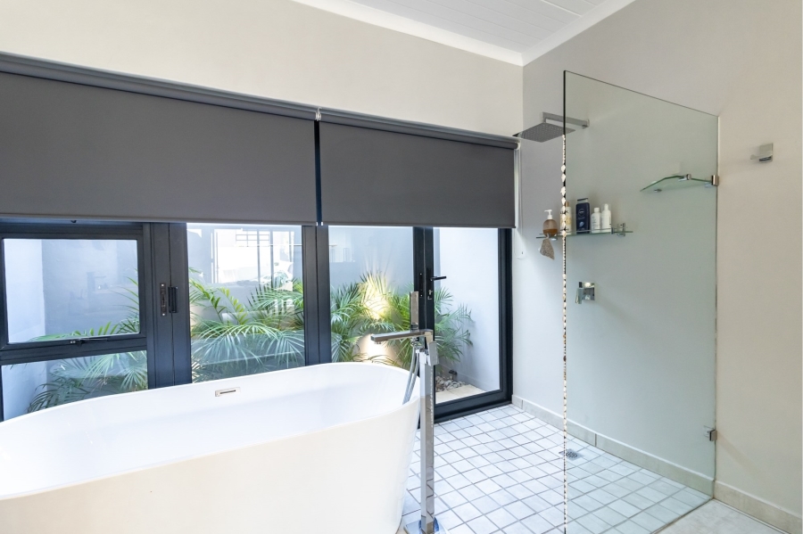4 Bedroom Property for Sale in Middedorp Western Cape